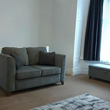 Stylish Apartment In City Centre With Parking Preston  Eksteriør bilde