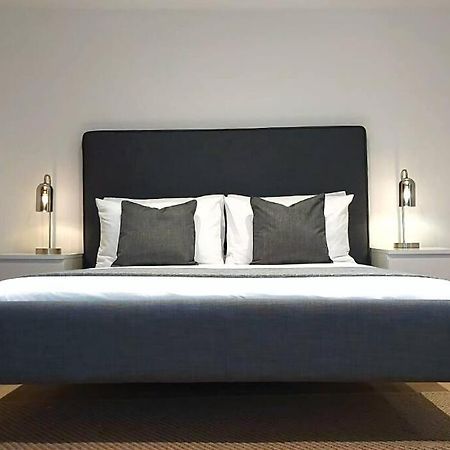 Stylish Apartment In City Centre With Parking Preston  Eksteriør bilde